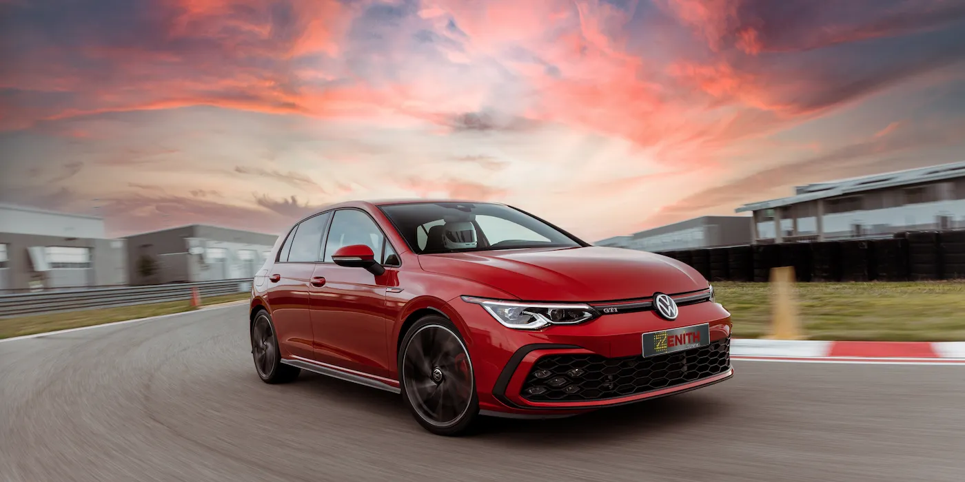 Volkswagen Golf GTI MK8 2.0 TSI com câmbio DQ381 — remap e calibração de TCU pela Zenith Performance